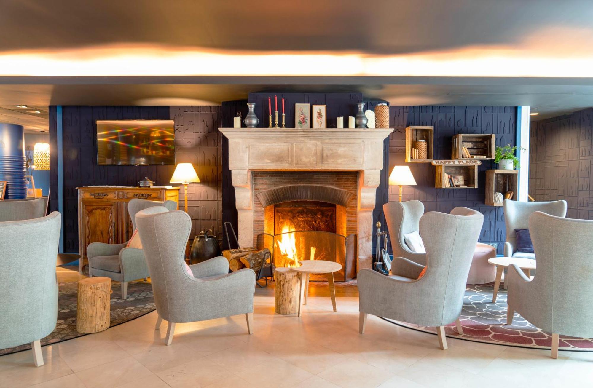 Hotel Mercure Chateau De Фонтенбло Екстер'єр фото